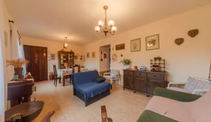 Casa com 4 quartos à venda na Rua Claudio da Silva Pinto, 259, Espírito Santo, Porto Alegre por R$ 599.000