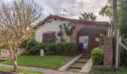 Casa com 3 quartos à venda na Rua das Laranjeiras, 258, Ipanema, Porto Alegre por R$ 550.000