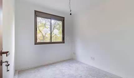 Apartamento com 3 quartos à venda na Avenida da Cavalhada, 5730, Cavalhada, Porto Alegre por R$ 560.000