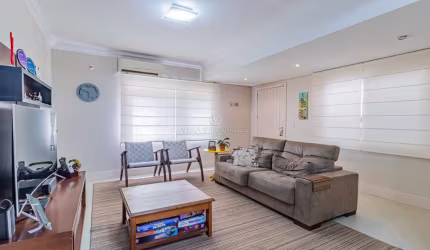 Casa em condomínio fechado com 3 quartos à venda na Rua Padre João Batista Reus, 2748, Vila Conceição, Porto Alegre por R$ 640.000