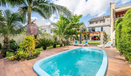 Casa com 3 quartos à venda na Rua Conselheiro Xavier da Costa, 3333, Ipanema, Porto Alegre por R$ 2.200.000