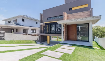 Casa em condomínio fechado com 3 quartos à venda na Estrada das Três Meninas, 1400, Vila Nova, Porto Alegre por R$ 2.500.000