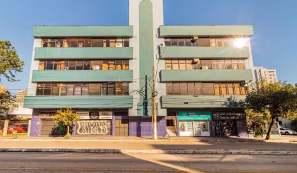 Sala comercial à venda na Avenida Érico Veríssimo, 813, Menino Deus, Porto Alegre por R$ 250.000