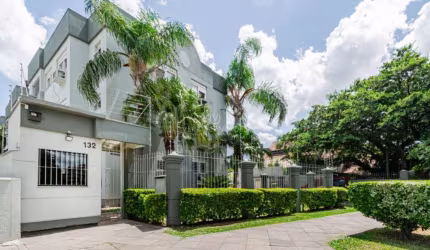Apartamento com 3 quartos à venda na Rua Porto Calvo, 132, Ipanema, Porto Alegre por R$ 360.000