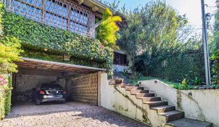 Casa com 3 quartos à venda na Rua Professor Emílio Meyer, 349, Vila Conceição, Porto Alegre por R$ 1.499.000