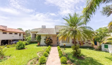 Casa em condomínio fechado com 3 quartos à venda na Avenida Firmino Octávio Bimbi, 255, Cavalhada, Porto Alegre por R$ 1.999.000