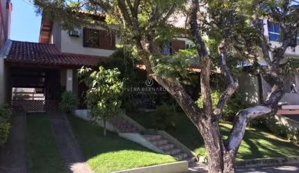 Casa em condomínio fechado com 3 quartos à venda na Rua Professor Antônio José Remião, 15, Espírito Santo, Porto Alegre por R$ 1.060.000