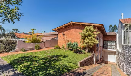 Casa com 3 quartos à venda na Rua Cariri, 400, Vila Assunção, Porto Alegre por R$ 1.380.000