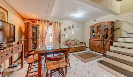 Casa em condomínio fechado com 3 quartos à venda na Avenida Wenceslau Escobar, 3714, Tristeza, Porto Alegre por R$ 625.000