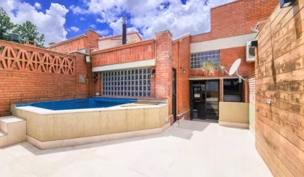 Casa em condomínio fechado com 3 quartos à venda na Avenida Jacuí, 978, Cristal, Porto Alegre por R$ 920.000