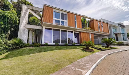 Casa em condomínio fechado com 3 quartos à venda na Rua Francisco Solano Borges, 200, Hípica, Porto Alegre por R$ 1.330.000