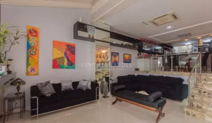 Casa em condomínio fechado com 4 quartos à venda na Rua Professor Doutor Milton Guerreiro, 210, Santa Tereza, Porto Alegre por R$ 1.950.000