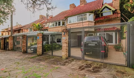 Casa com 3 quartos à venda na Avenida Copacabana, 358, Tristeza, Porto Alegre por R$ 1.100.000