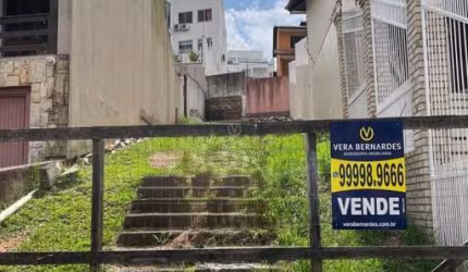 Terreno à venda na Rua Imeram Teixeira Cabeleira, 17, Ipanema, Porto Alegre por R$ 215.000