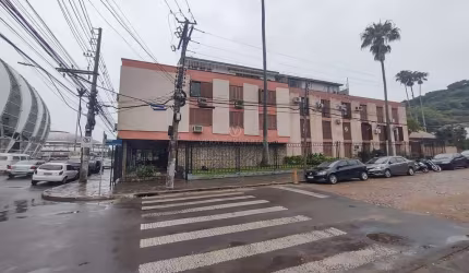 Apartamento com 2 quartos à venda na Avenida Padre Cacique, 926, Praia de Belas, Porto Alegre por R$ 260.000