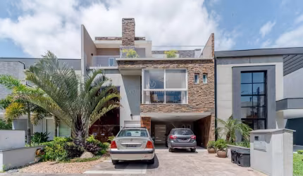 Casa em condomínio fechado com 3 quartos à venda na Rua Ivo Walter Kern, 599, Hípica, Porto Alegre por R$ 1.690.000