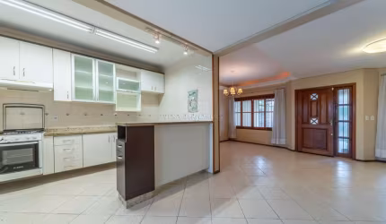 Casa com 3 quartos à venda na Rua Engenheiro Tito Marques Fernandes, 282, Ipanema, Porto Alegre por R$ 750.000