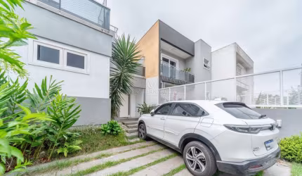 Casa com 3 quartos à venda na Rua Fabiana Kila de Ávila, 205, Hípica, Porto Alegre por R$ 798.000