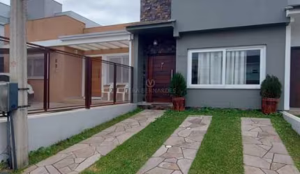 Casa com 3 quartos à venda na Rua Wilson Conceição Bona, 213, Hípica, Porto Alegre por R$ 570.000
