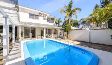 Casa com 4 quartos à venda na Rua Engenheiro Tito Marques Fernandes, 504, Ipanema, Porto Alegre por R$ 1.490.000