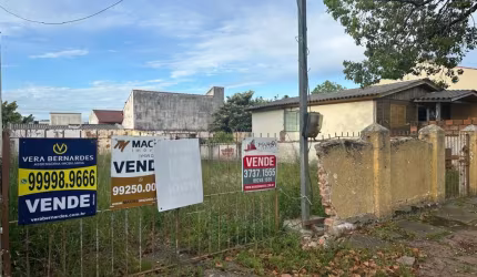 Terreno à venda na Rua Olécio Cavedini, 109, Espírito Santo, Porto Alegre por R$ 320.000