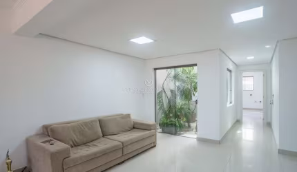 Casa com 3 quartos à venda na Rua Sargento Nicolau Dias de Farias, 310, Tristeza, Porto Alegre por R$ 1.490.000