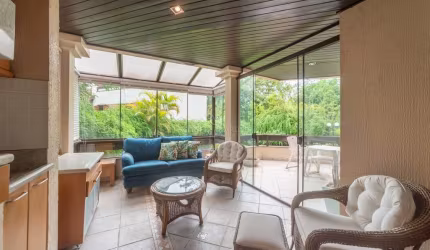 Apartamento com 3 quartos à venda na Avenida da Cavalhada, 5793, Cavalhada, Porto Alegre por R$ 690.000