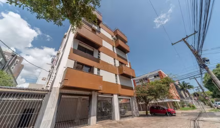 Apartamento com 3 quartos à venda na Rua Costa, 200, Menino Deus, Porto Alegre por R$ 700.000