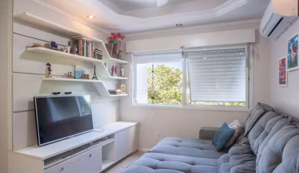 Apartamento com 2 quartos à venda na Avenida da Cavalhada, 2356, Cavalhada, Porto Alegre por R$ 250.000