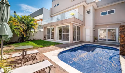 Casa em condomínio fechado com 4 quartos à venda na Rua Ivo Walter Kern, 599, Hípica, Porto Alegre por R$ 1.860.000