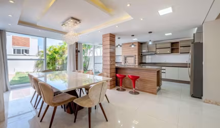 Casa em condomínio fechado com 4 quartos à venda na Rua Ivo Walter Kern, 599, Hípica, Porto Alegre por R$ 1.860.000