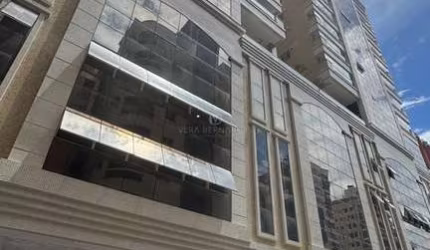 Apartamento com 3 quartos à venda na Rua 242, 246, Meia Praia, Itapema por R$ 2.198.000