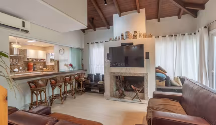 Casa em condomínio fechado com 3 quartos à venda na Avenida Juca Batista, 8000, Belém Novo, Porto Alegre por R$ 1.685.000