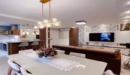 Apartamento com 3 quartos à venda na Rua 236, 203, Meia Praia, Itapema por R$ 2.550.000
