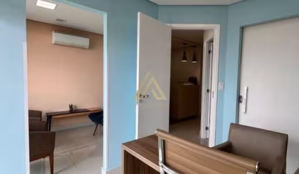 Venda de Sala Comercial no Edifício Maxime, Av. Nove de Julho, Jundiaí-SP, Anhangabaú: 3 Salas, 1 Banheiro, 1 Vaga de Garagem, 46m²!