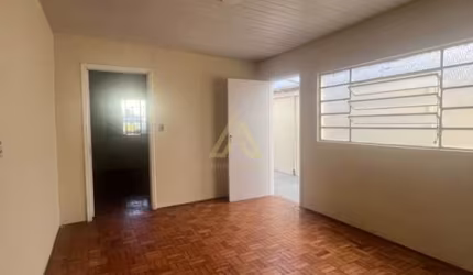 Imperdível oportunidade: Casa à venda na Vila Nova Jundiainópolis, Jundiaí-SP com 2 quartos e 99m² de área!
