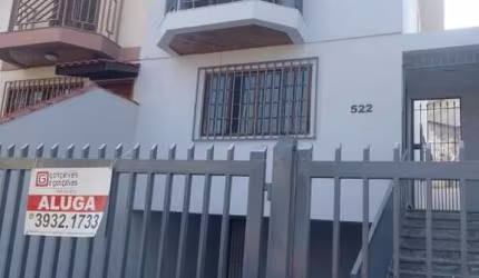 Sobrado Comercial para Locação – Espaço Funcional e Bem Localizado!