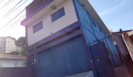 Sobreloja e Terraço Comercial na Freguesia do Ó