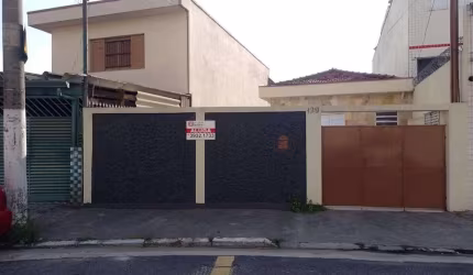 Casa Térrea para Locação – 3 Dormitórios e 5 Vagas