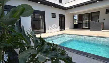 Condomínio Residencial Milano Indaiatuba/SP - Casa com 03 suítes, escritório e piscina no Condomínio Residencial Milano em Indaiatauba/SP