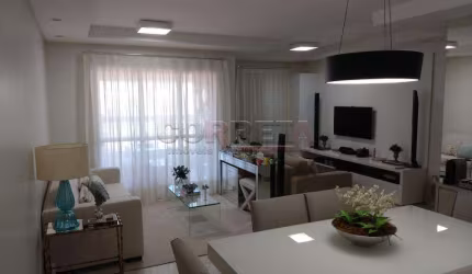 Apartamento no Condomínio Edifício Califórnia em Araçatuba/SP