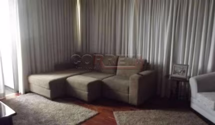 Apartamento no Condomínio Edifício São João Del Rey em Araçatuba/SP