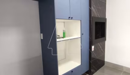 Excelente imóvel com 3 dormitórios (sendo 1 suíte) Living 2 ambientes, cozinha com balcão com armários, churrasqueira integrada.