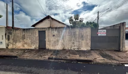 Casa no bairro TV em Araçatuba/SP
