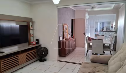 Casa no Bairro Vila Aeronáutica em Araçatuba/SP