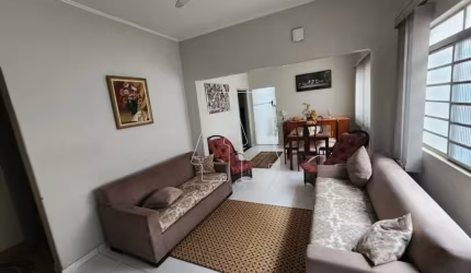 Casa no Bairro das Bandeiras em Araçatuba/SP