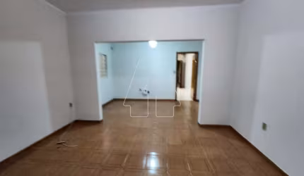 Casa no bairro Paraíso em Araçatuba-SP