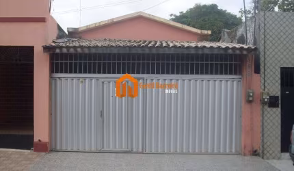 Casa com 3 quartos à venda na Monsenhor Salazar, 468, São João do Tauape, Fortaleza por R$ 490.000