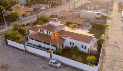 Casa com 7 quartos à venda na Dr. Cezarnildo Pamplona,, 30, Pacheco, Caucaia por R$ 700.000