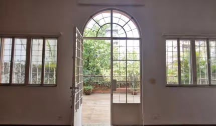 Casa em Jardim das Bandeiras  -  São Paulo